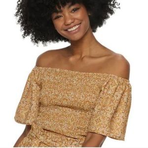 Live To Be Spoiled Juniors Size L Cropped Orange Cold-Shoulder Top